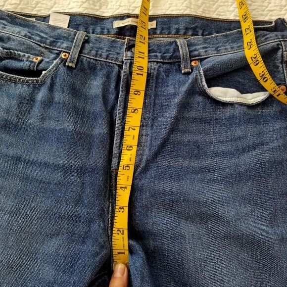 Levi's Premium Wedgie Straight Fit Women's distressed Jeans sz 32 - Picture 11 of 12